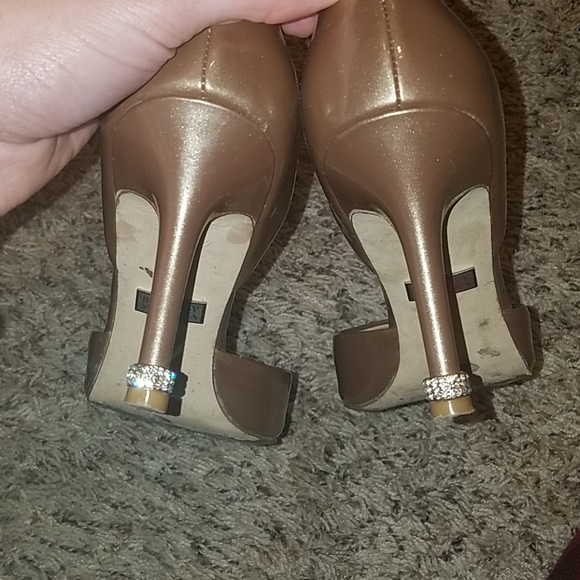 Badgley Mischka studded heel - Picture 3 of 4